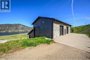 8399 Bench Row Road - Photo 27