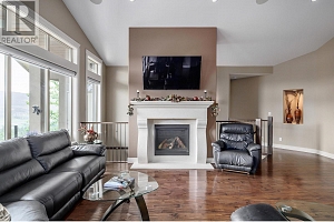 1821 Capistrano Drive - Photo 4