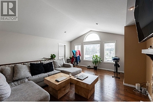 1225 Hume Avenue - Photo 7