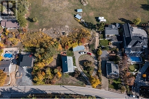 8724, 8730, 8734 Okanagan Landing Road - Photo 19