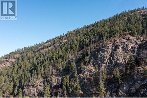 8724, 8730, 8734 Okanagan Landing Road - Photo 27