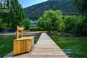 8724, 8730, 8734 Okanagan Landing Road - Photo 34