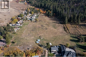 8724, 8730, 8734 Okanagan Landing Road - Photo 20