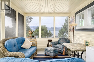 8724, 8730, 8734 Okanagan Landing Road - Photo 35