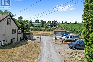 11592 Okanagan Centre Road E - Photo 2