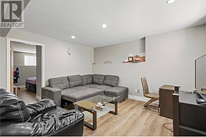 11592 Okanagan Centre Road E - Photo 25
