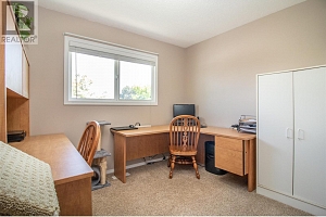 1310 Mary Court - Photo 17