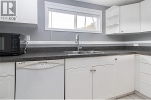 1310 Mary Court - Photo 30