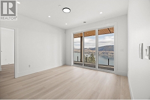 8916 Tavistock Road - Photo 33