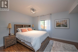 1927 Skyview Crescent - Photo 19