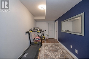 1927 Skyview Crescent - Photo 35