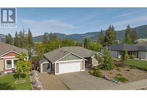 1927 Skyview Crescent - Photo 39