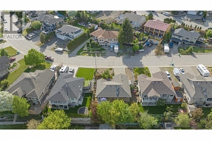 1927 Skyview Crescent - Photo 49