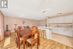 1711 41 Avenue - Photo 5