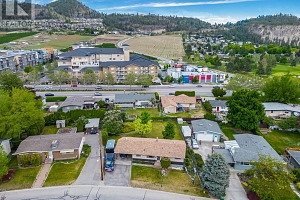 715 Glenburn Street - Photo 2