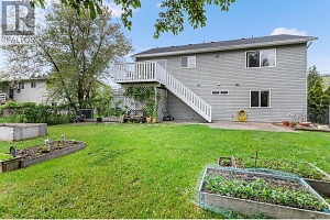 305 Snowsell Street N - Photo 25
