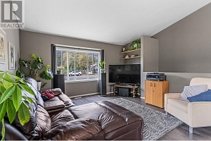305 Snowsell Street N - Photo 7