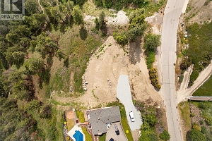 1687 Scott Crescent - Photo 8