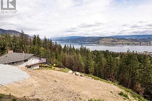 1687 Scott Crescent - Photo 9