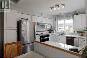 265 Froelich Road Unit# 412 - Photo 13