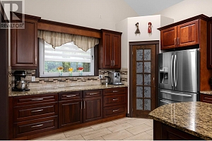 5585 Reid Road - Photo 16