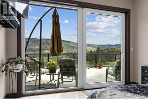 5585 Reid Road - Photo 24