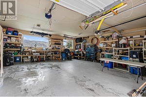 5585 Reid Road - Photo 44