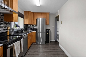 5585 Reid Road - Photo 68