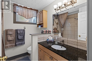 5585 Reid Road - Photo 72