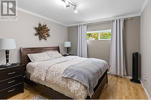 5585 Reid Road - Photo 74