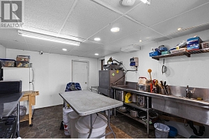 5585 Reid Road - Photo 82