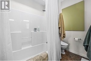355 McCarren Avenue - Photo 21