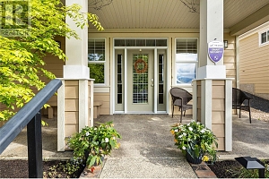 355 McCarren Avenue - Photo 38
