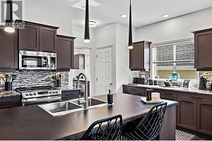 355 McCarren Avenue - Photo 7