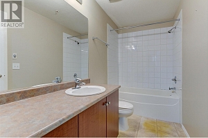 1875 Country Club Drive Unit# 1105 - Photo 22