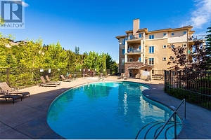 1875 Country Club Drive Unit# 1105 - Photo 32