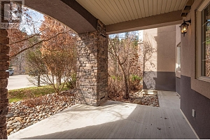 1875 Country Club Drive Unit# 1105 - Photo 7