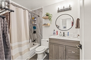 395 Franklyn Road Unit# 304 - Photo 13