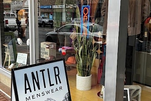 3003 30th Avenue - Photo 4