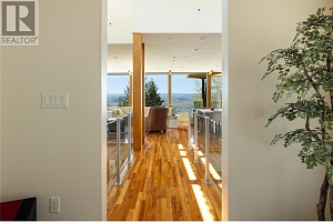 5454 Kingsview Road - Photo 8