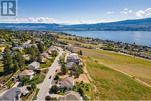 1345 Gregory Road - Photo 9