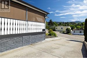 525 Guildford Court - Photo 14