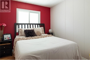 525 Guildford Court - Photo 26