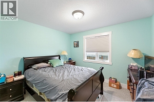683 Cougar Street - Photo 35