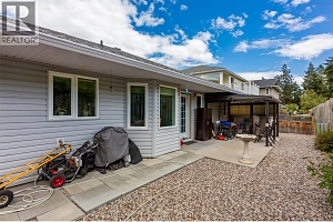 683 Cougar Street - Photo 39