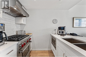 485 Groves Avenue Unit# 304 - Photo 8