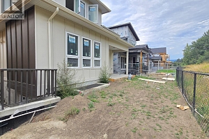 1012 Bull Crescent - Photo 16