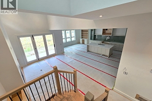 1012 Bull Crescent - Photo 9
