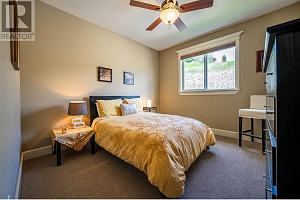 1011 Foothills Court - Photo 33