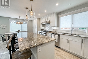 624 Armour Crescent - Photo 10